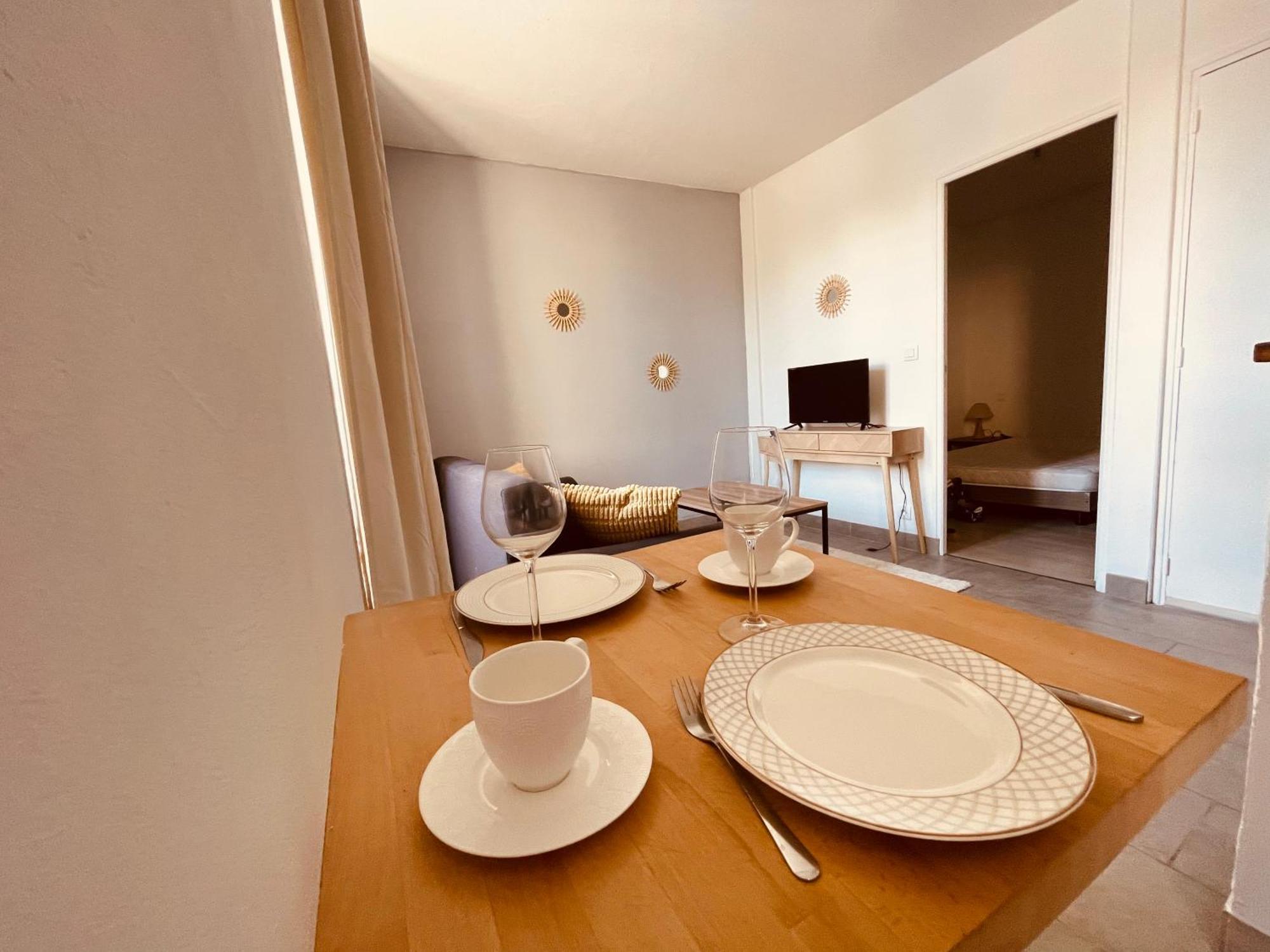 Albuconis 2 Appartement 1 Chambre โอบุสซง ภายนอก รูปภาพ